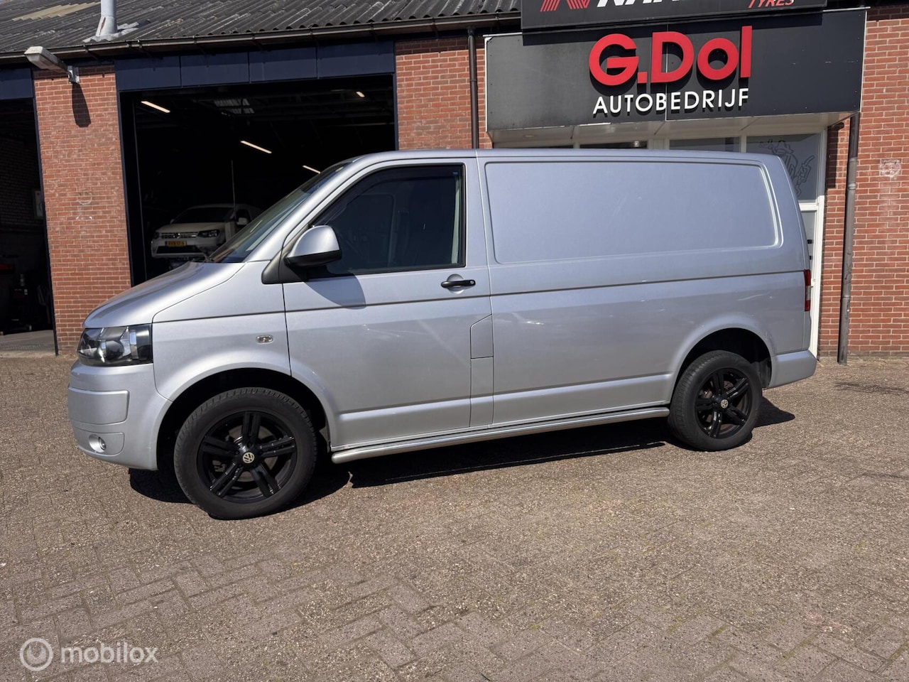 Volkswagen Transporter - 2.0 TDI L1H1 2.0 TDI L1H1 - AutoWereld.nl