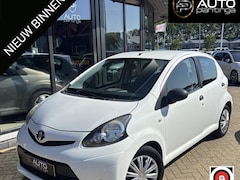 Toyota Aygo - 1.0 VVT-i Comfort | Onderhoudshistorie | NL AUTO | Airco | 5 Deurs | 2 Sleutels |