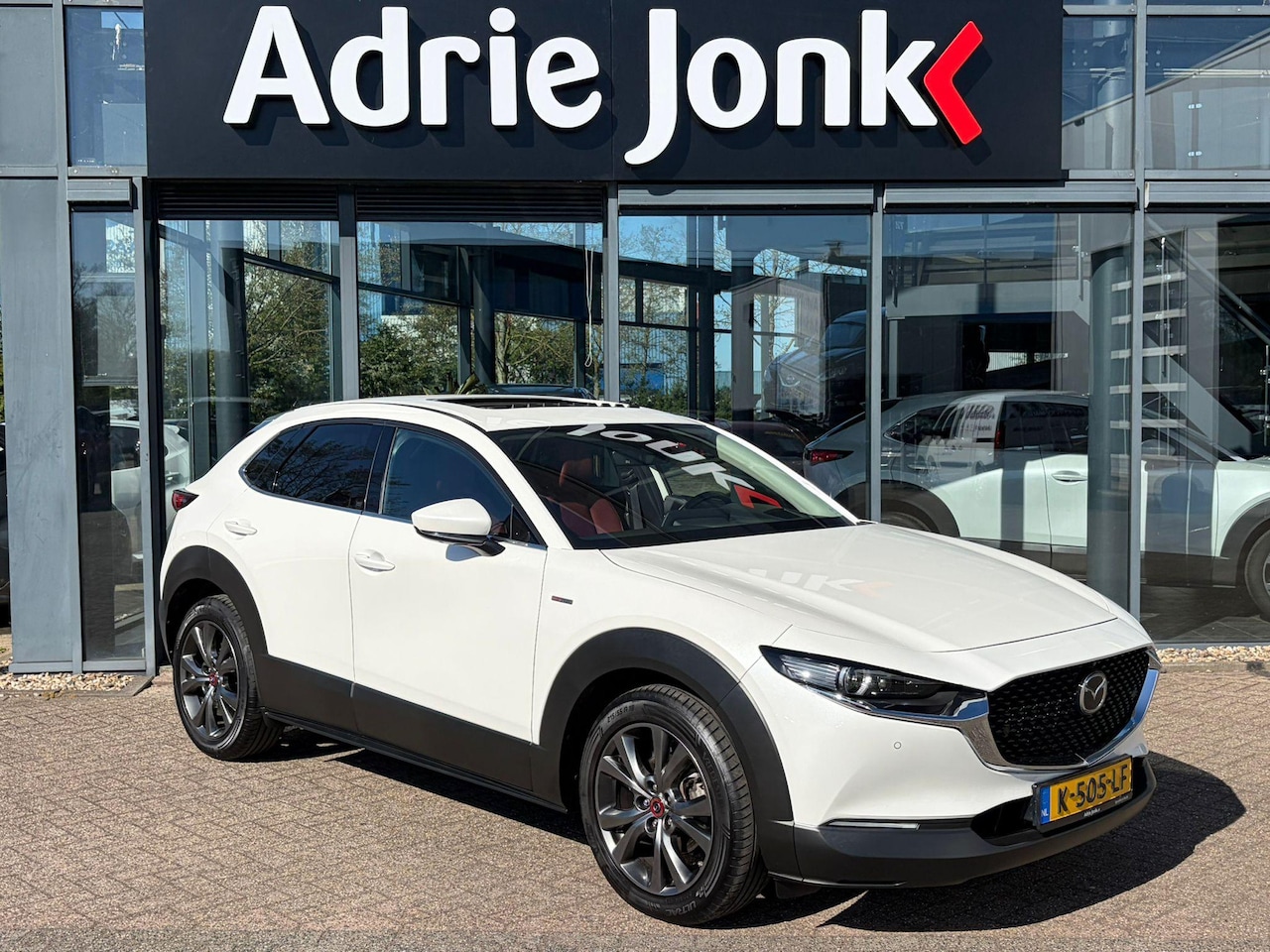Mazda CX-30 - 2.0 e-SkyActiv-X M Hybrid100th Anniversary Ed. | TREKHAAK | APPLE-CARPLAY | LEDER | 18 INC - AutoWereld.nl