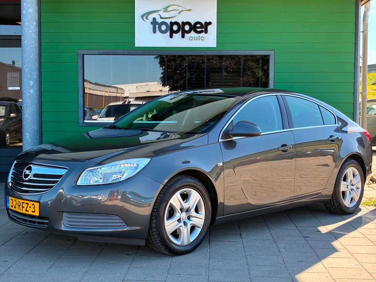 Opel Insignia - 1.6 T Edition|2e Eigenaar|Navigatie|CruiseControl|Climatronic - AutoWereld.nl