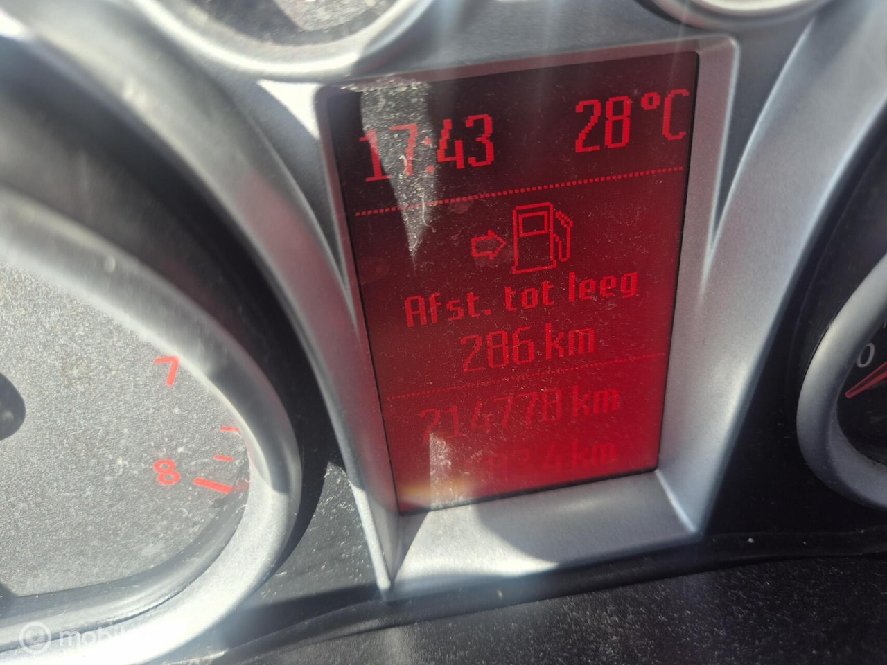 Ford Focus Wagon - 1.8 Limited Flexi Fuel 1.8 Limited Flexi Fuel - AutoWereld.nl