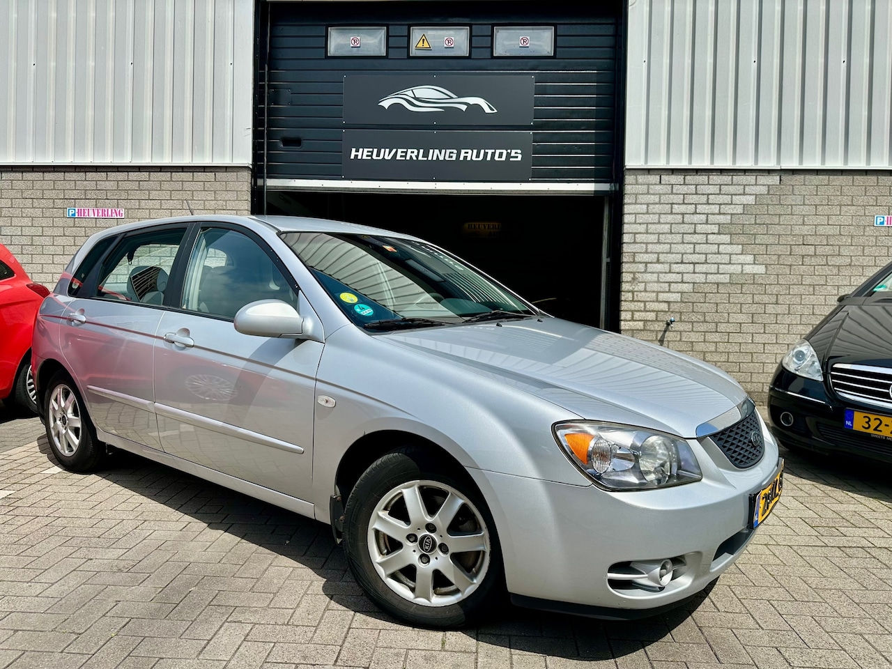 Kia Cerato - 1.6-16V LX | Airco | PDC | Trekhaak | APK - AutoWereld.nl