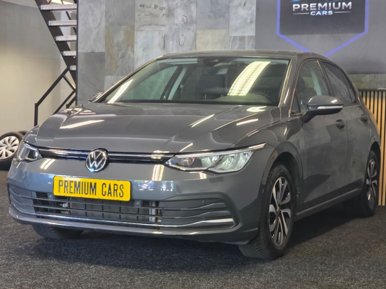 Volkswagen Golf - Volkswagen Golf 8 1.5 TSI Life Business | Navi | Digital Cockpit | Adaptive Cruise | Deale - AutoWereld.nl