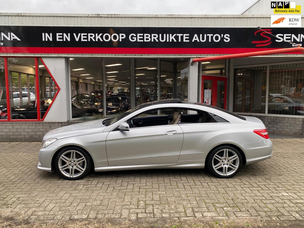 Mercedes-Benz E-klasse Coupé - 250 CGI AMG - Pano - Leer - Xenon - AutoWereld.nl