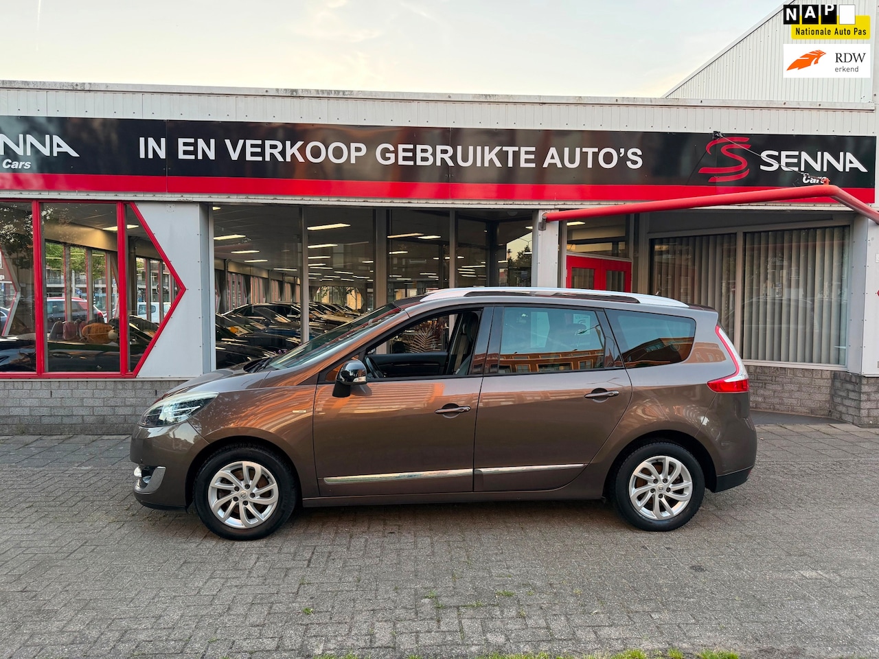 Renault Grand Scénic - 1.2 TCe Bose - Bj 2013 ( Facelift ) Inr Mog !! - AutoWereld.nl