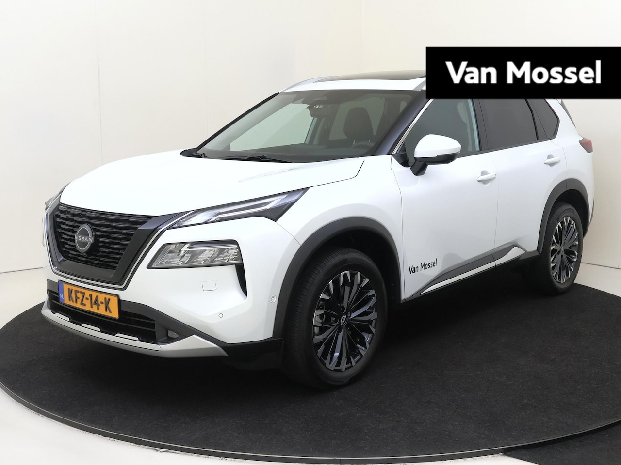 Nissan X-Trail - 1.5 e-Power Tekna Plus | Full options | Head-Up Display | Panoramadak | Rijklaarprijs! - AutoWereld.nl