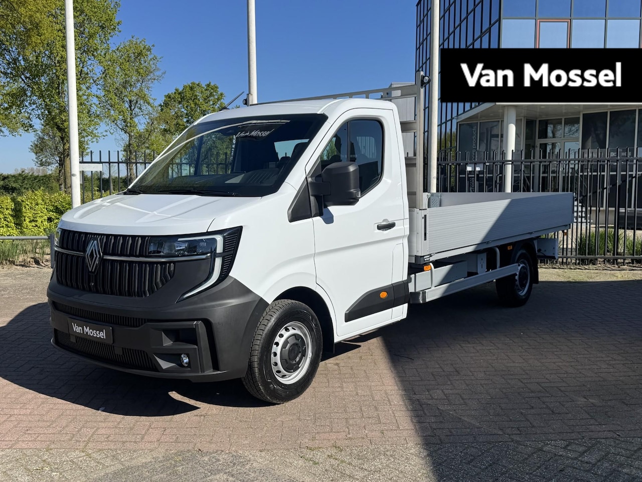 Renault Master E-Tech - T35 L3 Advance long range 87 kWh open laadbak | Snel leverbaar! | Achteruitrijcamera | Sta - AutoWereld.nl