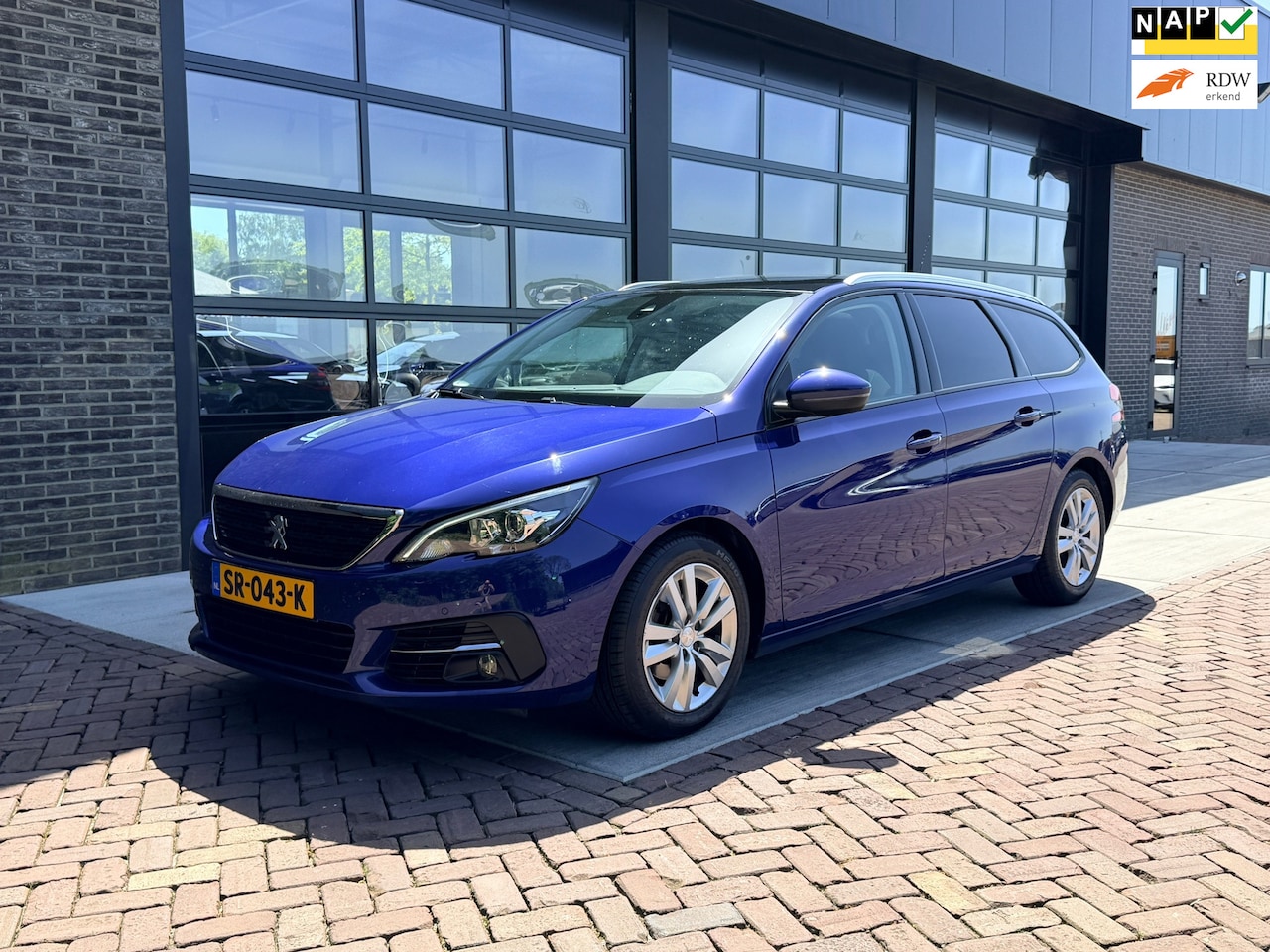 Peugeot 308 SW - 1.2 PureTech Blue Lease Executive | Pano | Navi | PDC | - AutoWereld.nl
