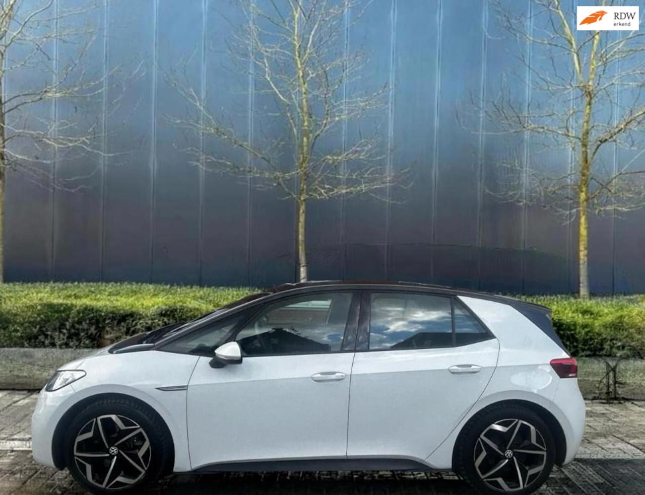 Volkswagen ID.3 - Pro 58 kWh | BTW auto | ACC | Carplay | Camera - AutoWereld.nl