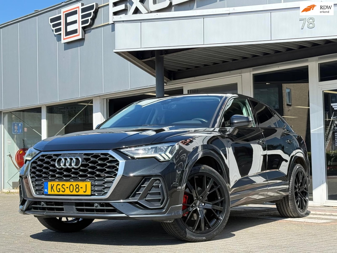 Audi Q3 Sportback - 35 TFSI Business | Black Edition - AutoWereld.nl