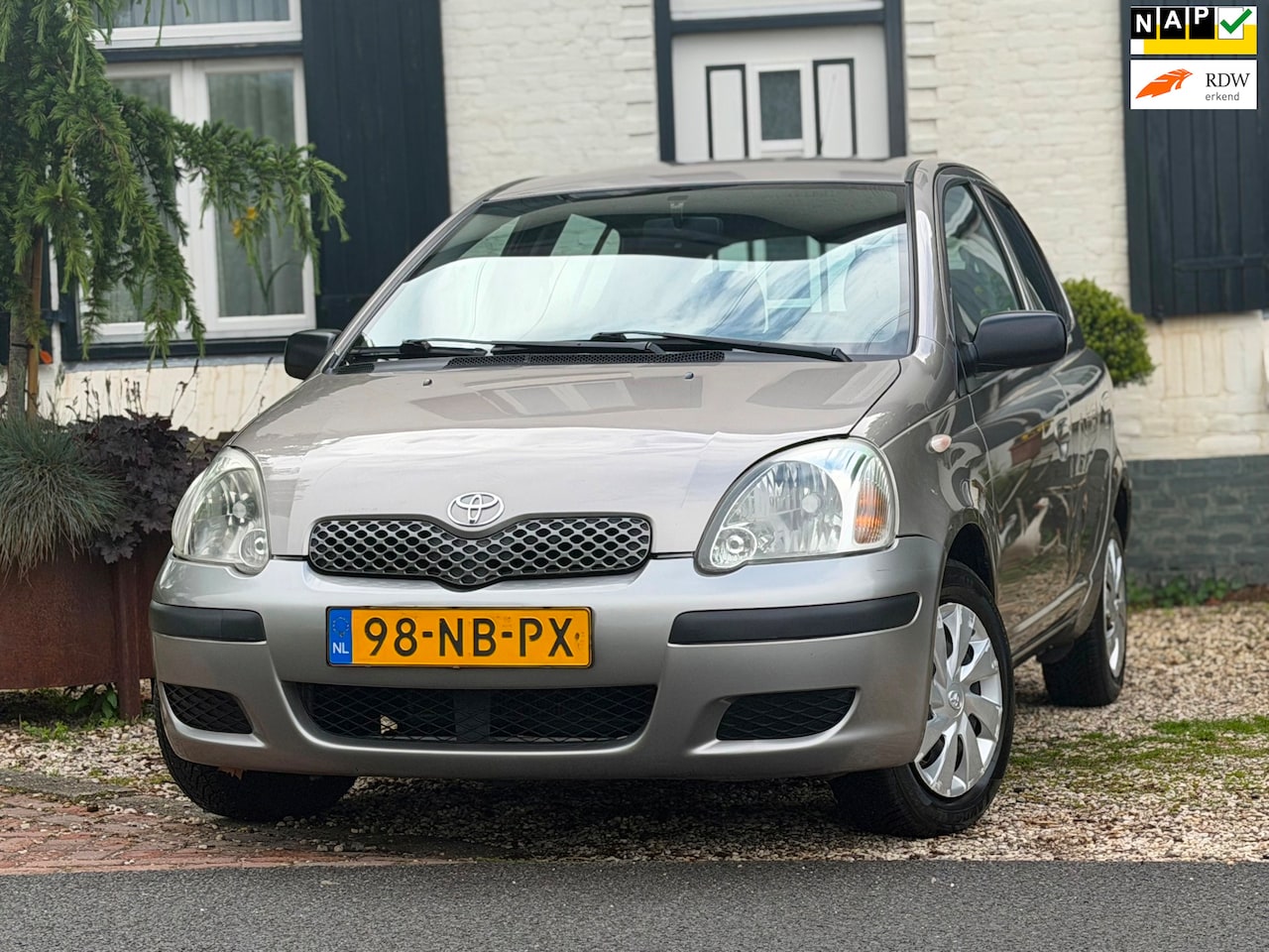 Toyota Yaris - 1.0 VVT-i Terra MMT|Automaat|Goed onderhouden| - AutoWereld.nl