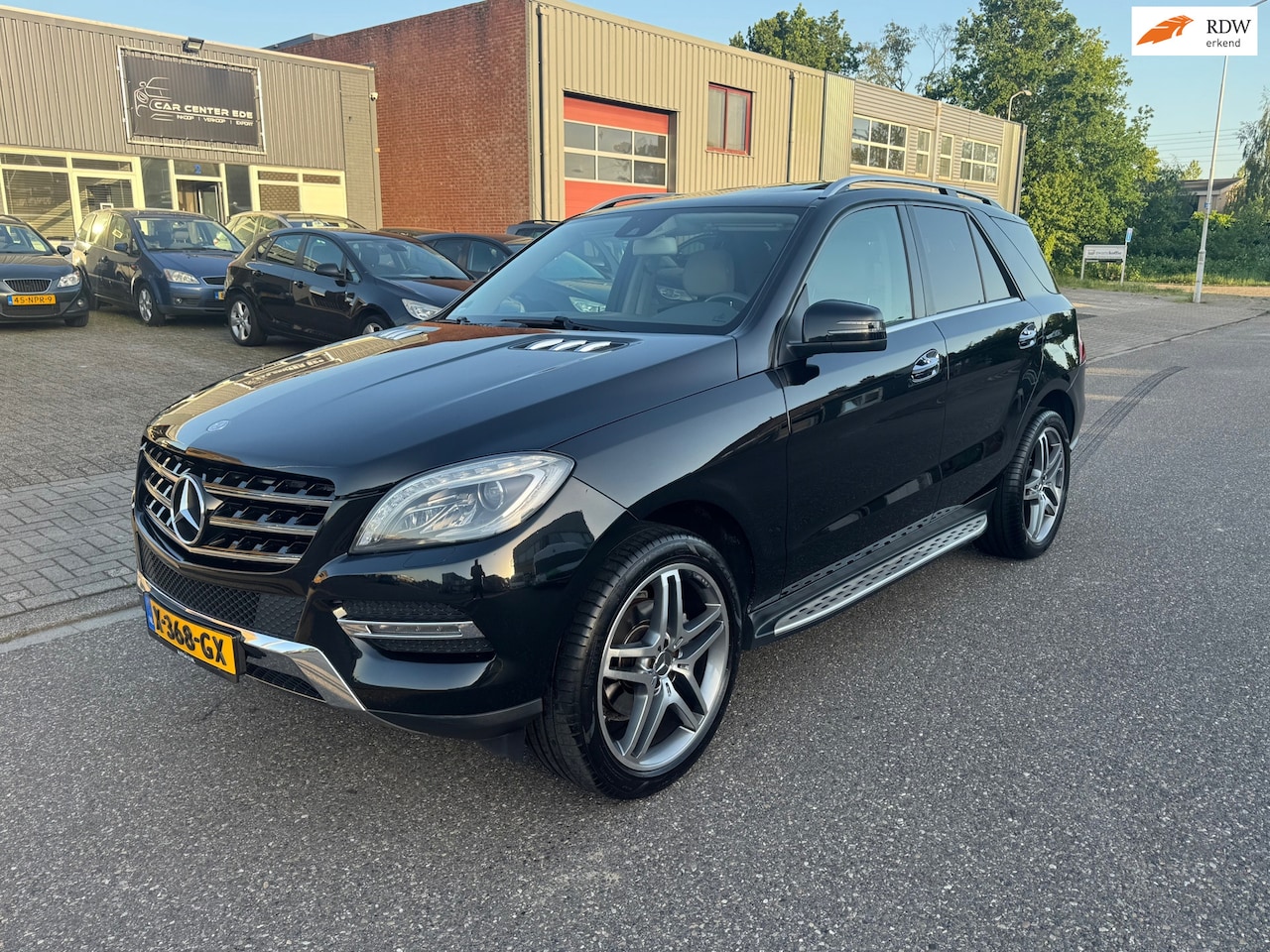 Mercedes-Benz M-klasse - 350 4MATIC 2013 | PANO| KEYLESS ENTRY | KEYLESS GO | STOELVW - AutoWereld.nl