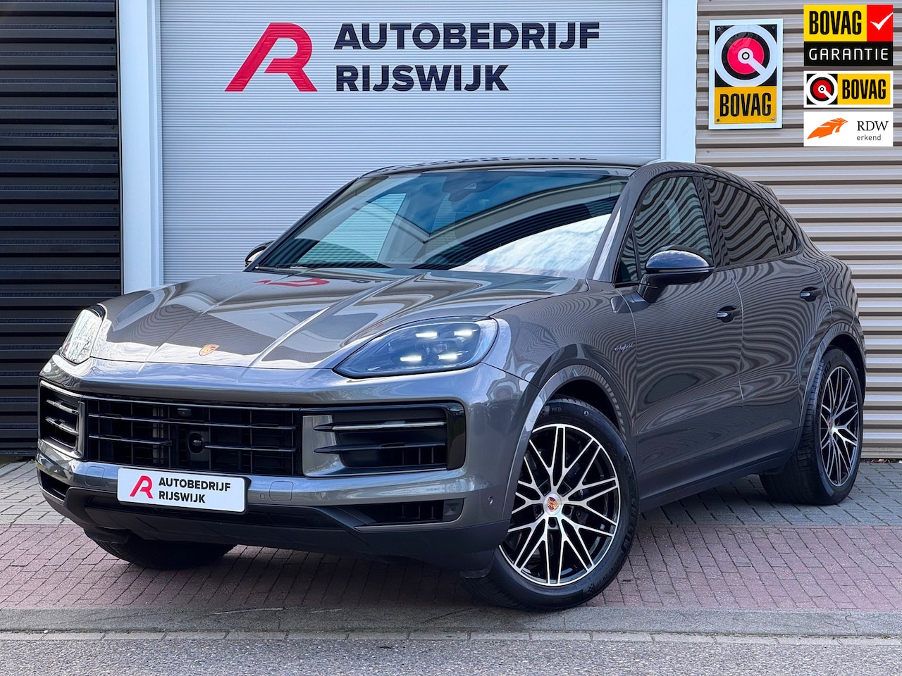 Porsche Cayenne Coupé - 3.0 E-Hybrid Bose/HuD/360/Luchtvering - AutoWereld.nl