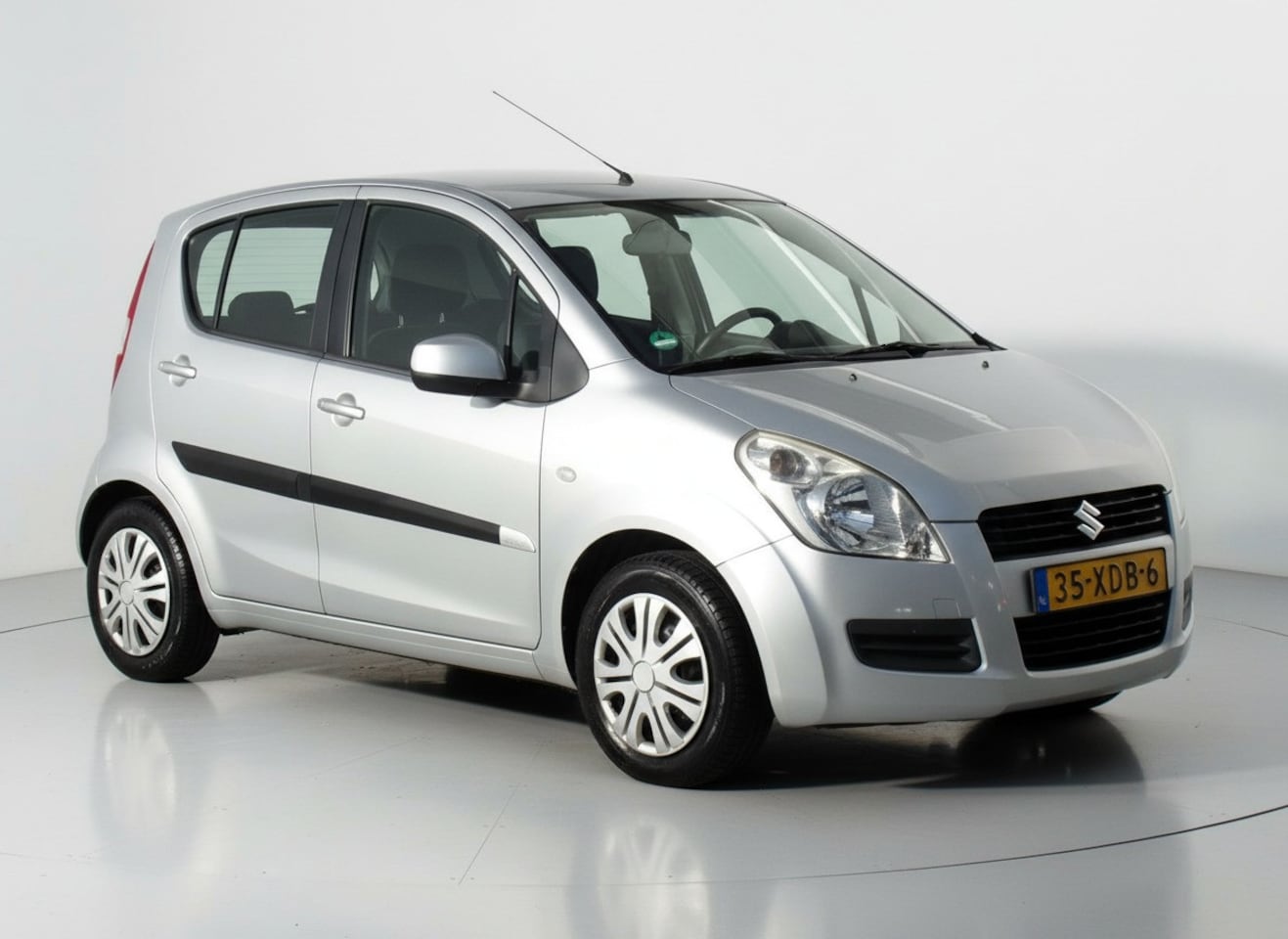 Suzuki Splash - 1.0 VVT Comfort Airco!! - AutoWereld.nl