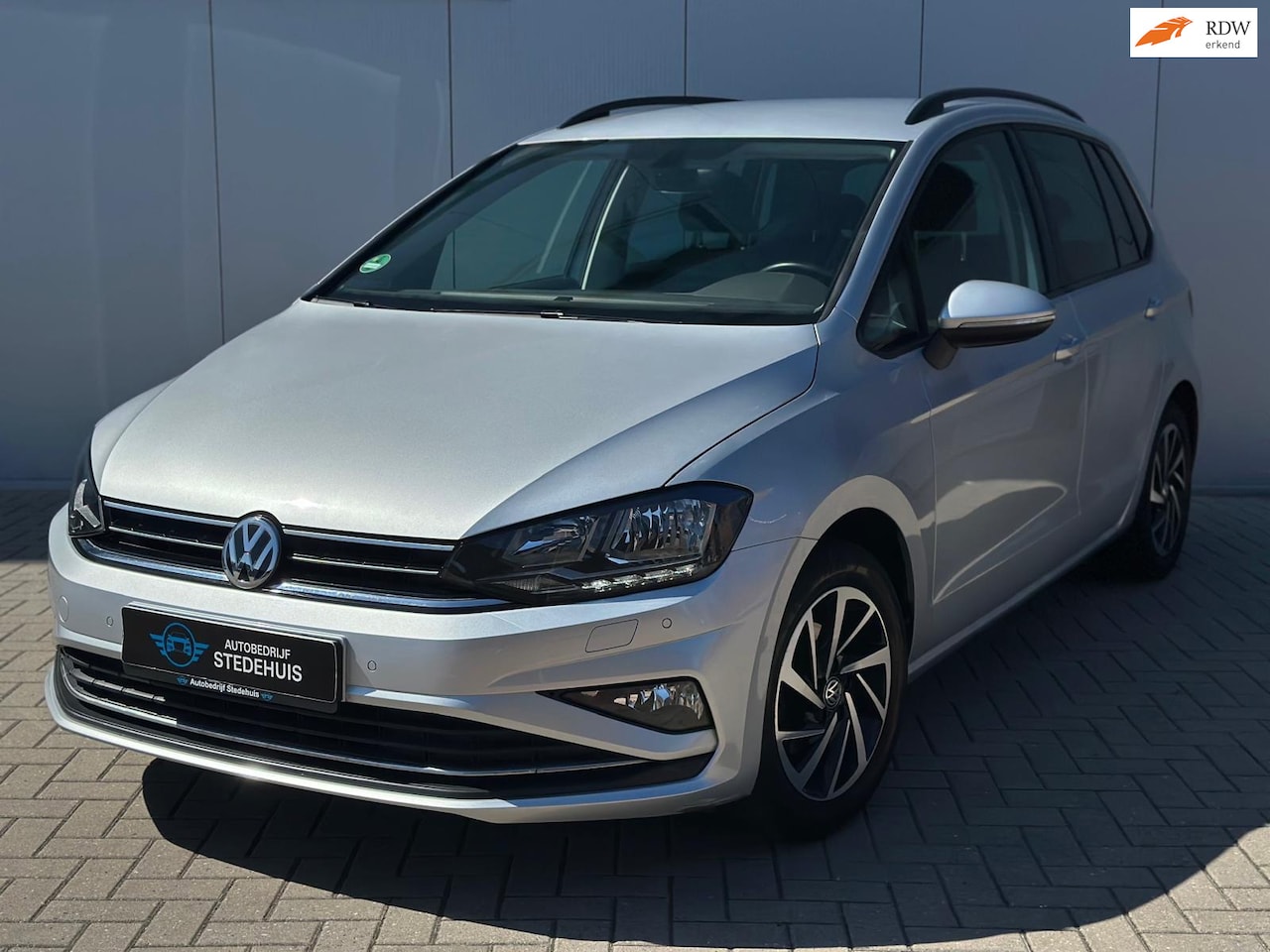 Volkswagen Golf Sportsvan - 1.0 TSI Highline Edition CarPlay | PDC - AutoWereld.nl