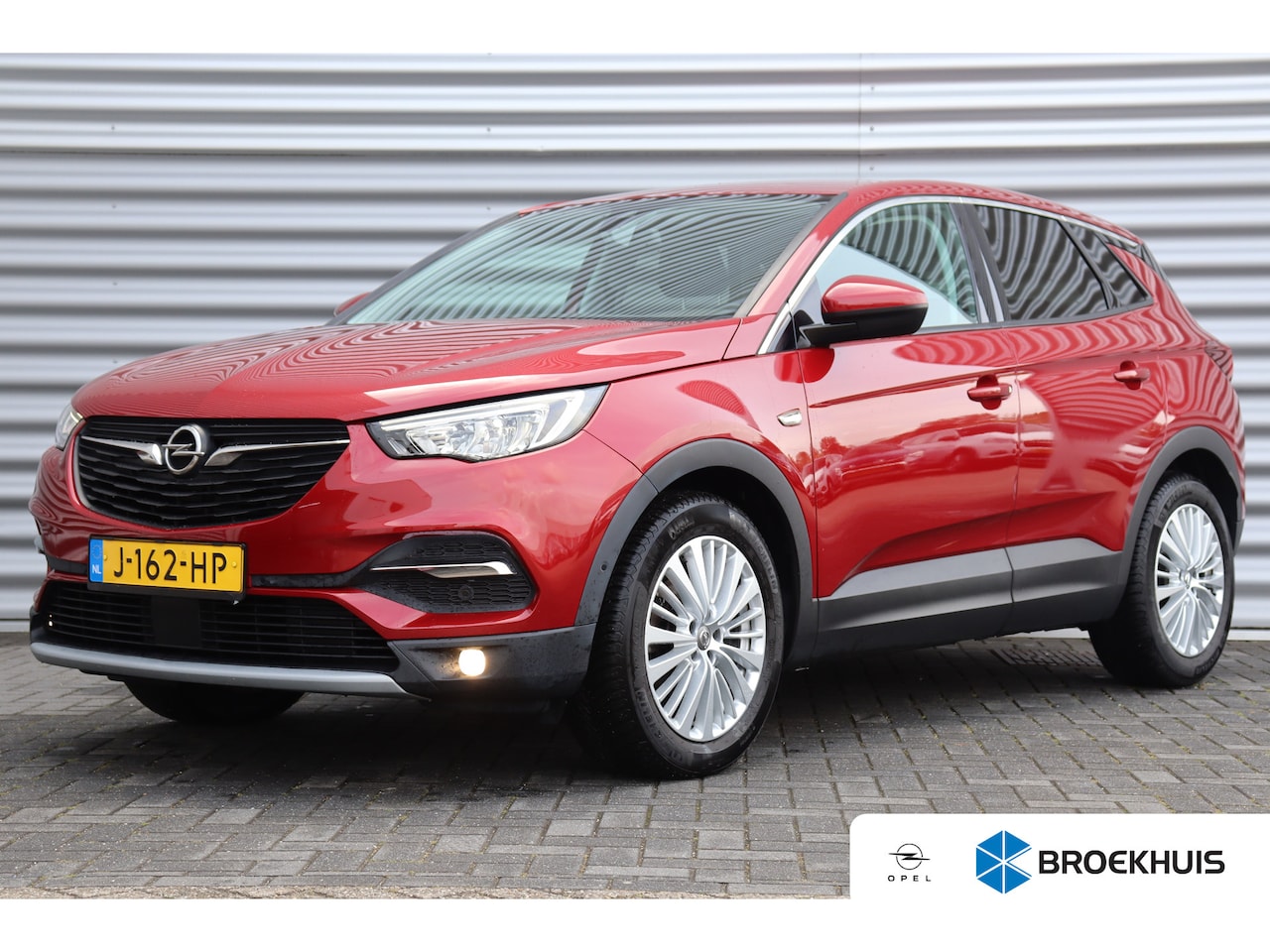 Opel Grandland X - 1.2 TURBO 130PK INNOVATION+ / NAVI / LEDER / CLIMA / FULL-LED / PDC / AGR / 18" LMV / TREK - AutoWereld.nl