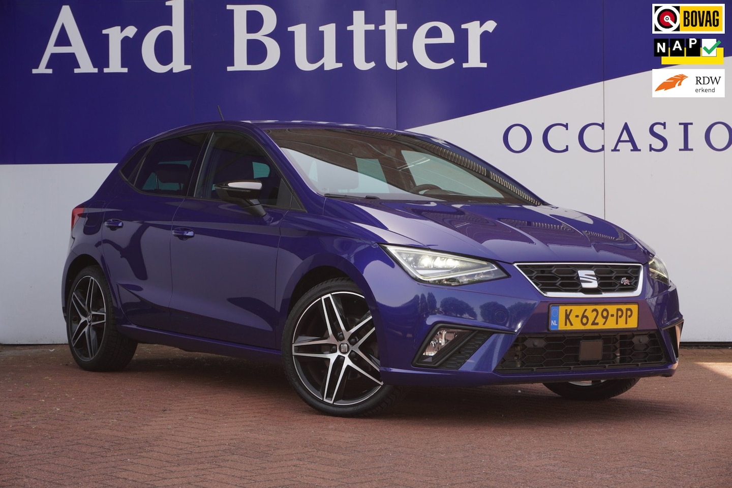 SEAT Ibiza - 1.0 TSI 116PK FR Business Intense Plus+Leder+Vitrual+Navigatie+camera+stoel-verw+18"lmv = - AutoWereld.nl