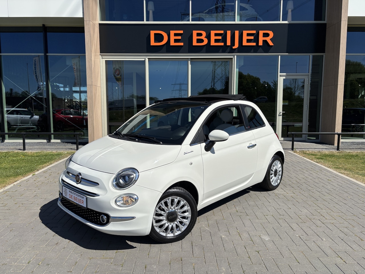 Fiat 500 C - 1.0 Hybrid Dolcevita Cabrio I Carplay I Cruise - AutoWereld.nl