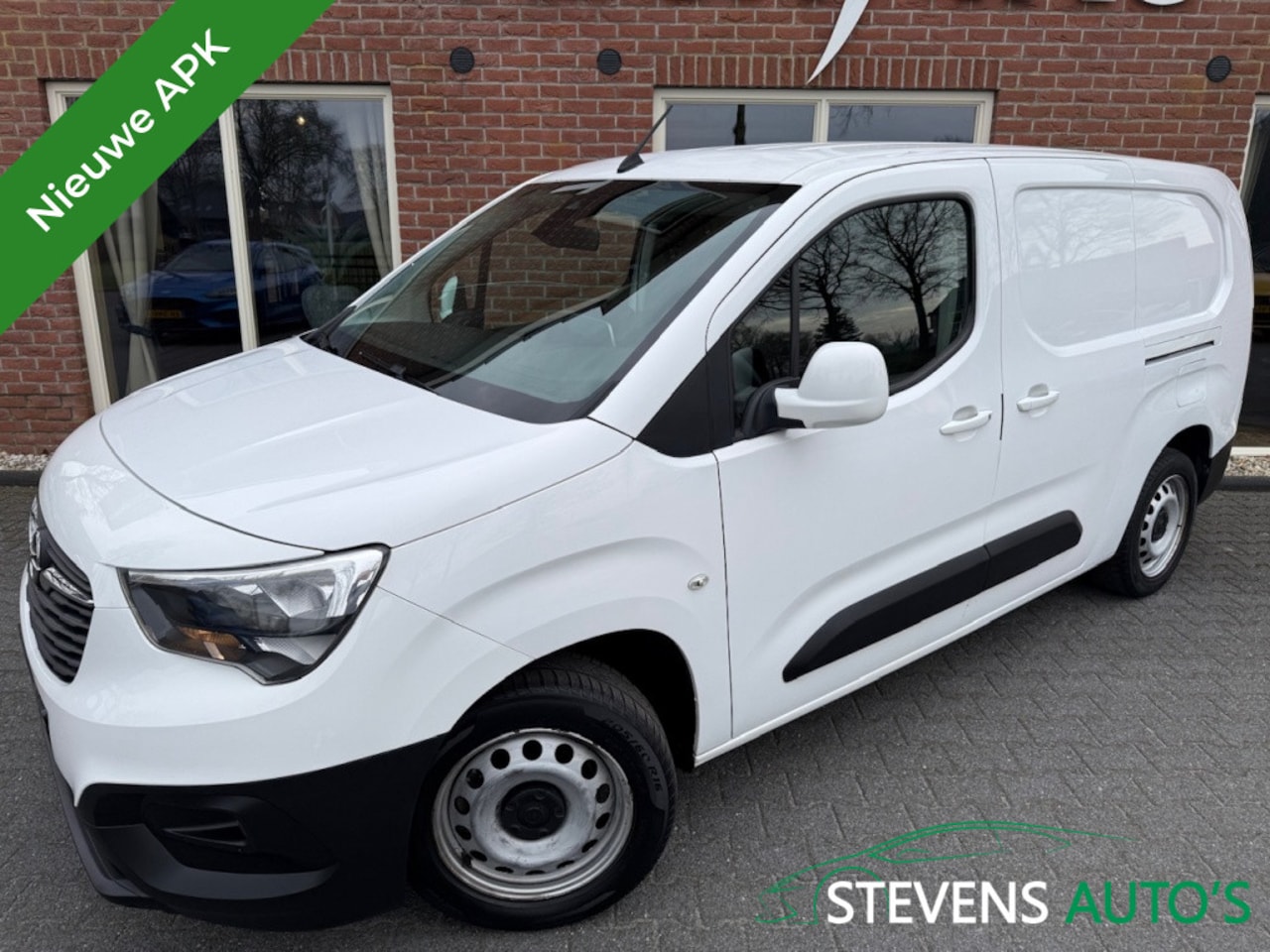Opel Combo - 1.5D L2H1 Edition STOELVERW. / 2X SCHUIFDEUR / AIRCO / CRUISE / - AutoWereld.nl