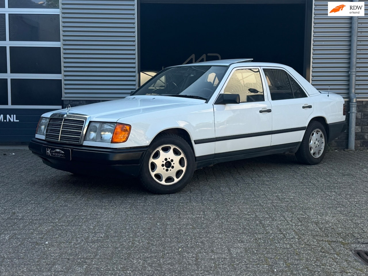 Mercedes-Benz 200-500 (W124) - 250 D 1987|Pano|apk |Roestvrij - AutoWereld.nl