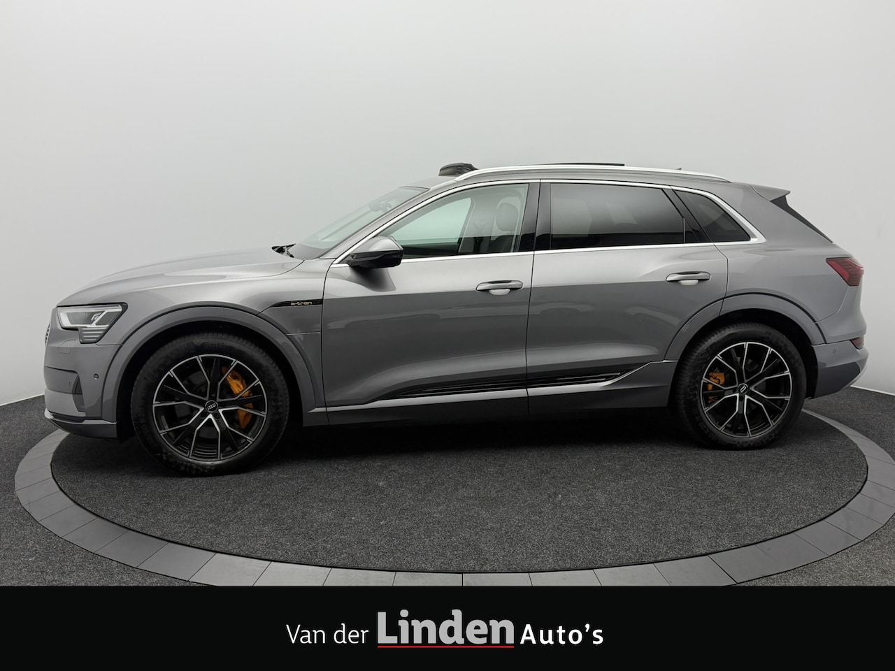 Audi e-tron - 55 quattro Business Edition Plus 95 kWh SOH 94,8% | Panoramadak | Camera| Leer | Luchtveri - AutoWereld.nl