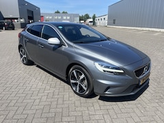 Volvo V40 - 1.5 T3 Polar+ R-Design Sport Pano Navi Trekhaak Automaat