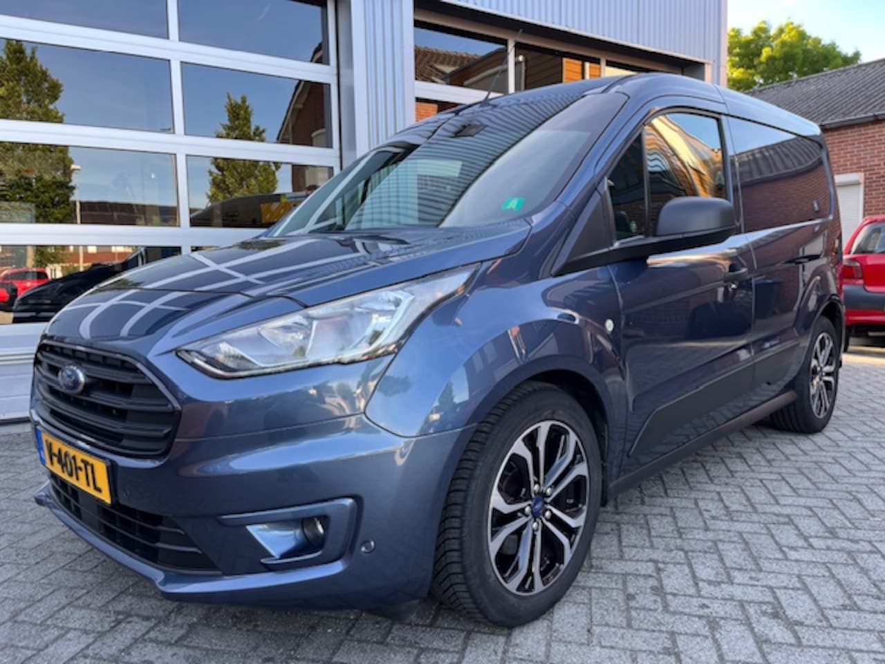 Ford Transit Connect - 1.5 EcoBlue L1 Trend / Navi / Camera / CruiseC / Pdc - AutoWereld.nl