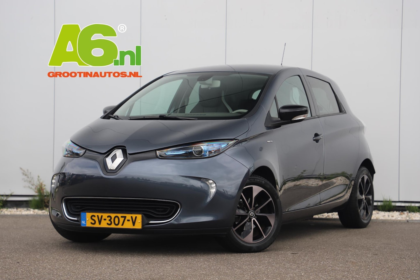 Renault Zoe - Q90 Bose Quickcharge 41 kWh KOOP ACCU Navigatie Leder Clima Achteruitrijcamera PDC BOSE Au - AutoWereld.nl