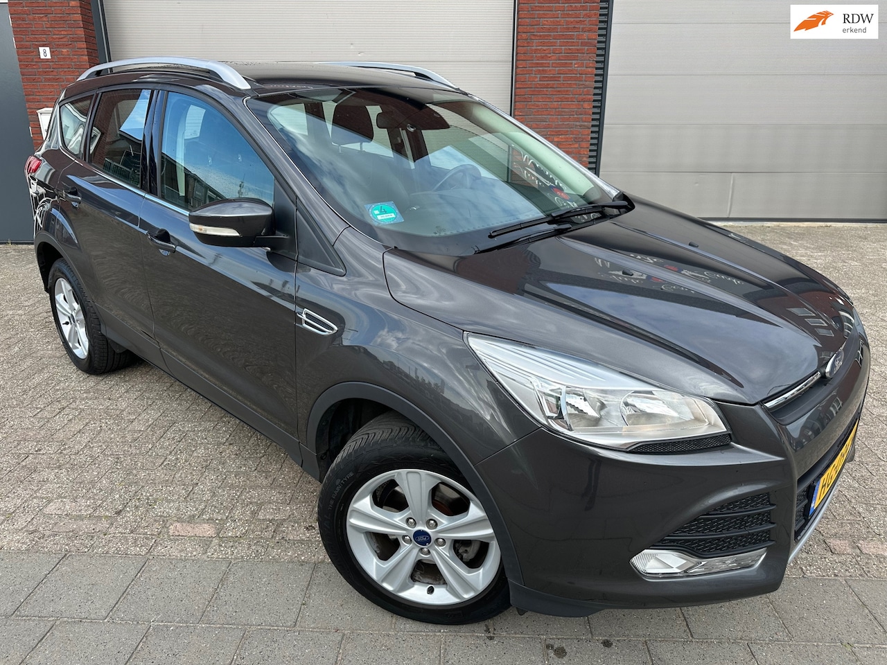Ford Kuga - 1.5 / Navi / PDC / Clima / Cruise / NAP - AutoWereld.nl