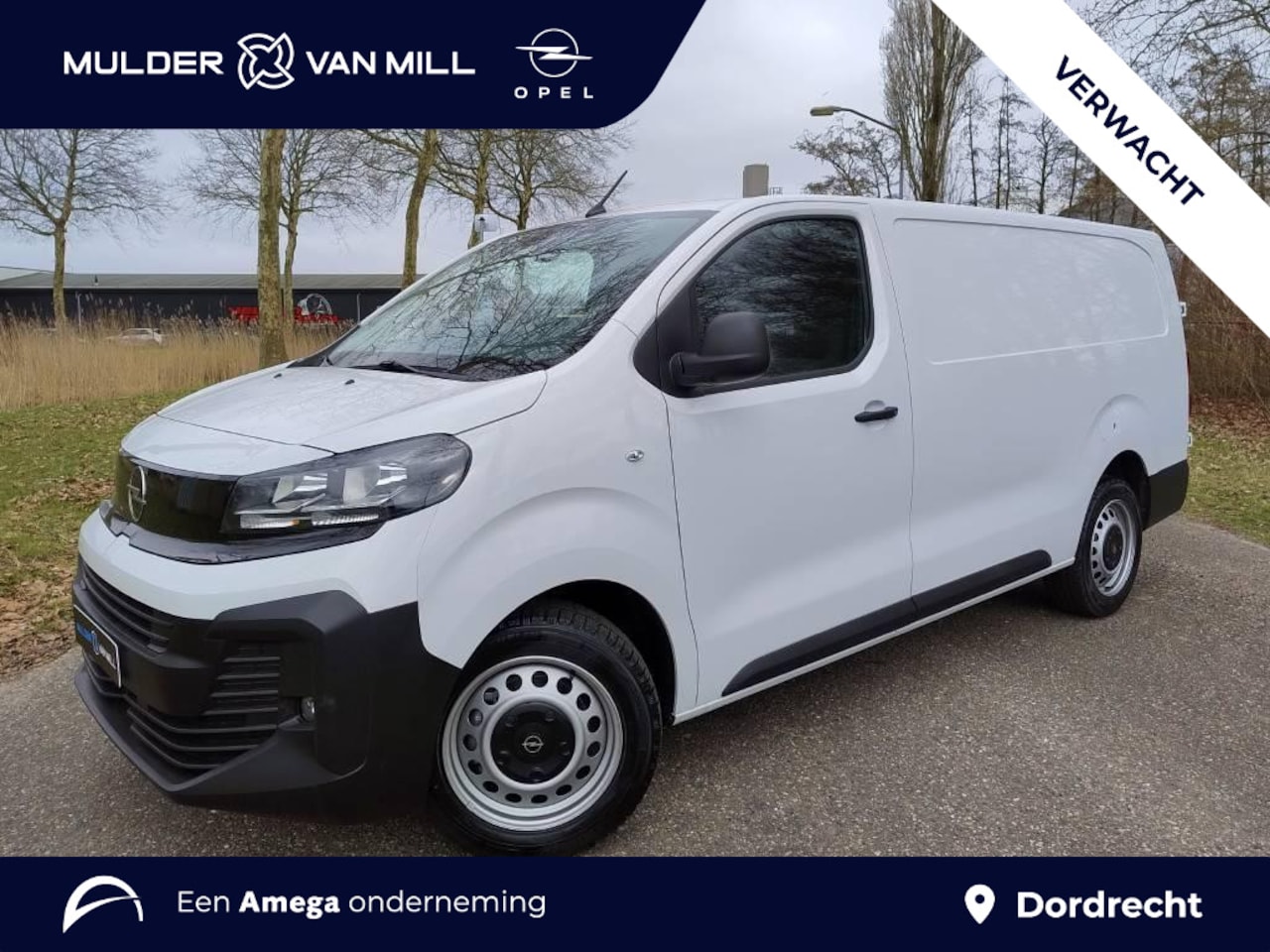 Opel Vivaro Electric - L3 75 kWh 136pk | 8 jaar garantie | 0% financial lease | Houten afwerking laadruimte | LED - AutoWereld.nl