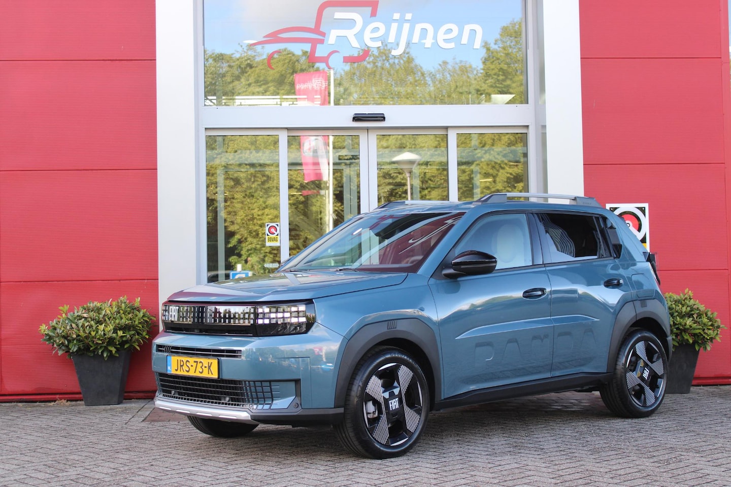Fiat Grande Panda - 1.2 110PK Hybrid LA PRIMA | WINTERPACK: STOEL/STUUR/VOORRUIT VERWARMING | DRAADLOZE APPLE - AutoWereld.nl