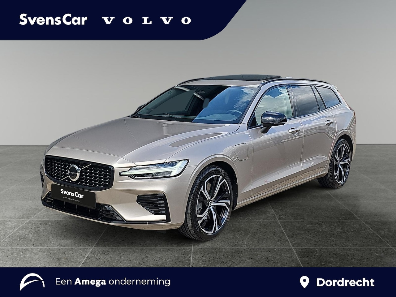 Volvo V60 - 2.0 T6 Plug-in hybrid AWD Plus Dark | Panoramadak | Sportstoelen | Pilot Assist | Stoelver - AutoWereld.nl
