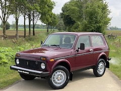 Lada Niva - 1.7i 4x4 2003, NEDERLANDSE AUTO, TREKHAAK