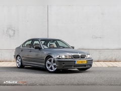 BMW 3-serie - 330i Special Edition