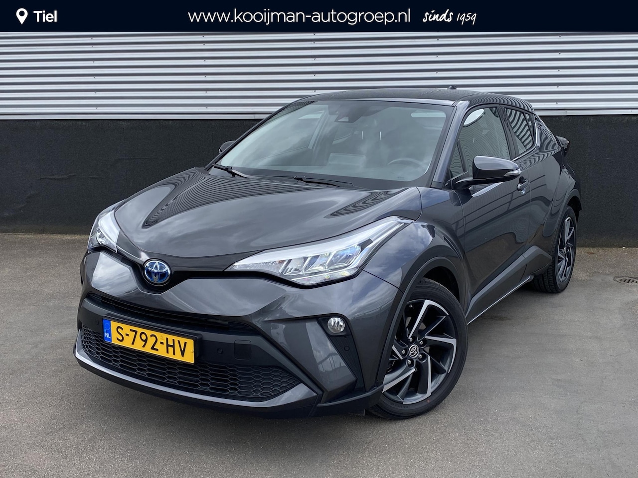 Toyota C-HR - 2.0 Hybrid Dynamic NL-auto! Navigatie, Smart Key, Adaptieve cruise control, Achteruitrijca - AutoWereld.nl