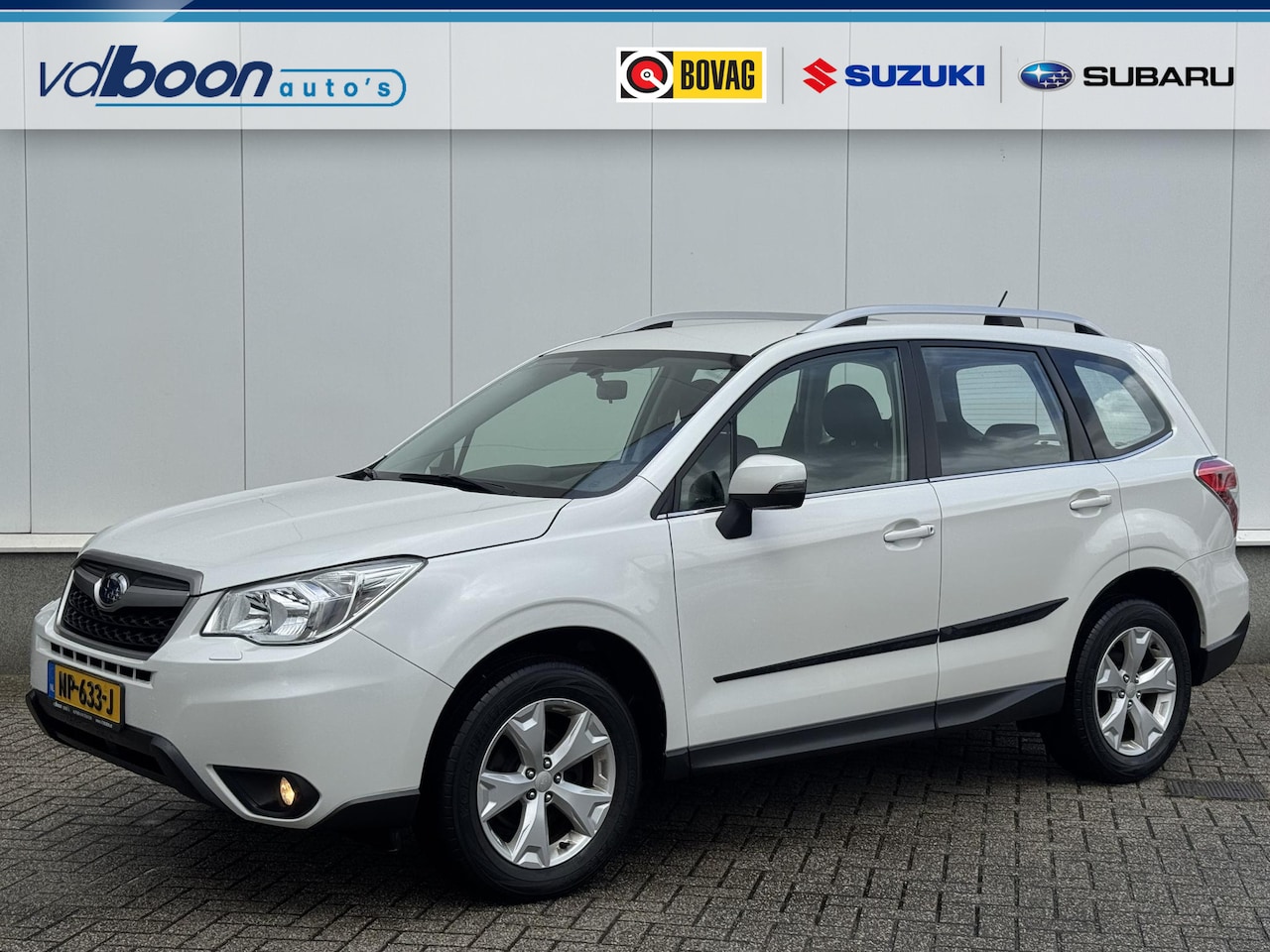 Subaru Forester - 2.0 Luxury Automaat | Carplay / Android Auto | Camera | Cruise - AutoWereld.nl