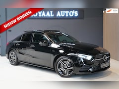 Mercedes-Benz A-klasse - 250 e Premium Plus | 1E EIG | 360 CAMERA | HEADUP DISP. | SFEERVERLICHTING | PANO | APK