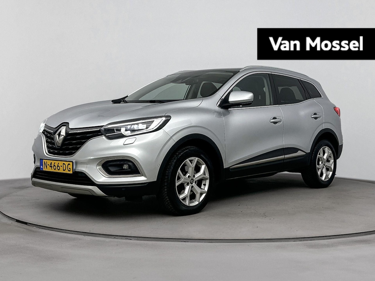 Renault Kadjar - 1.3 TCe Intens 140PK | Automaat | Panoramadak | Trekhaak | Navigatie | Half-Lederen Bekled - AutoWereld.nl