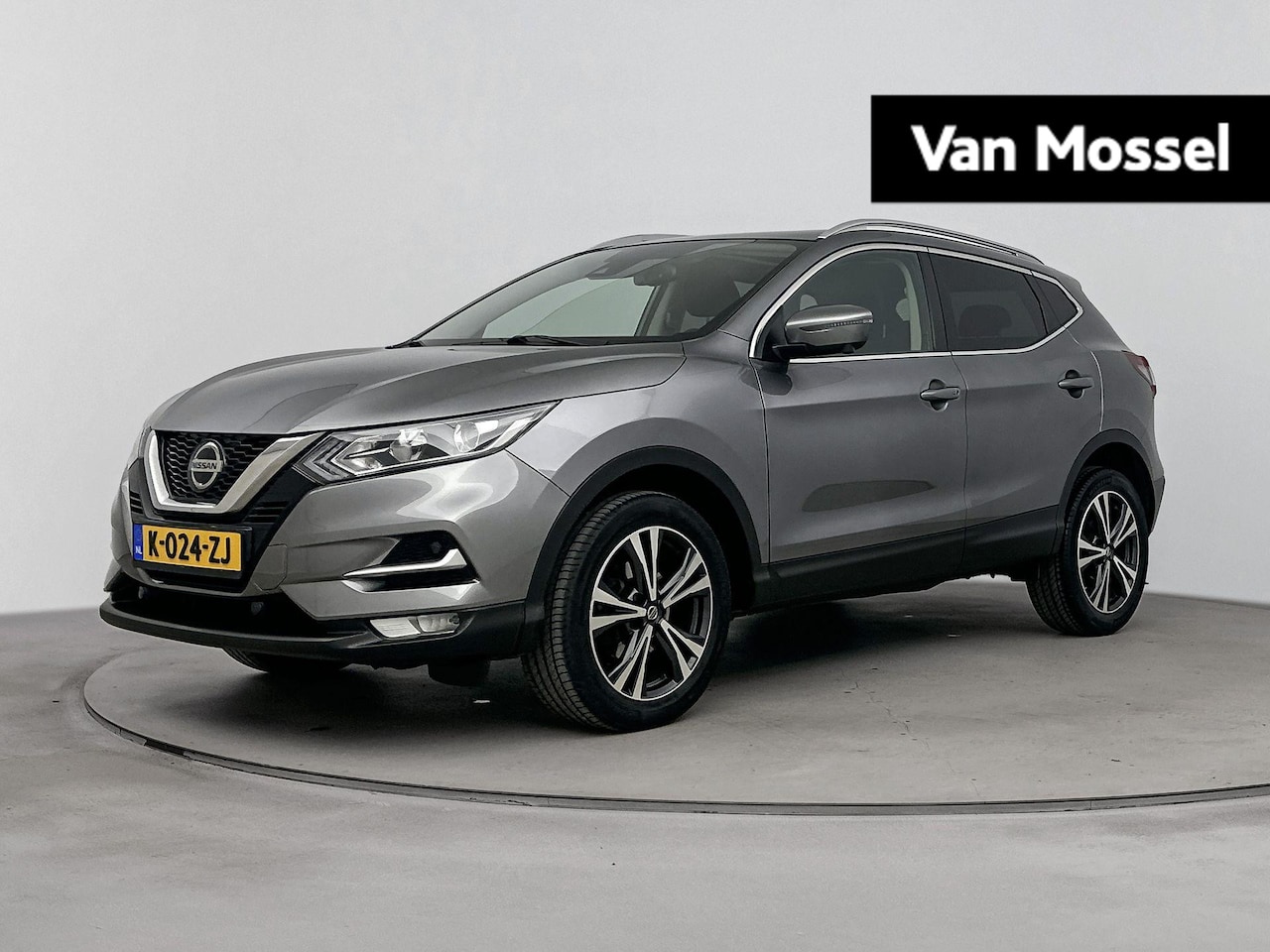 Nissan Qashqai - 1.3 DIG-T Design Edition Panorama dak | 360 Camera | Carplay/Android auto - AutoWereld.nl