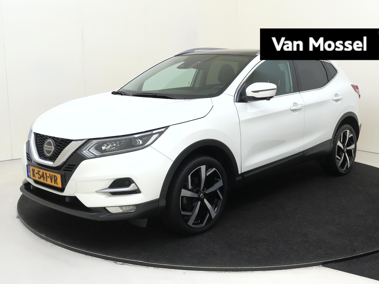 Nissan Qashqai - 1.3 DIG-T Premium Edition | airco automatisch | Apple Carplay/Android Auto | Autonomous Em - AutoWereld.nl