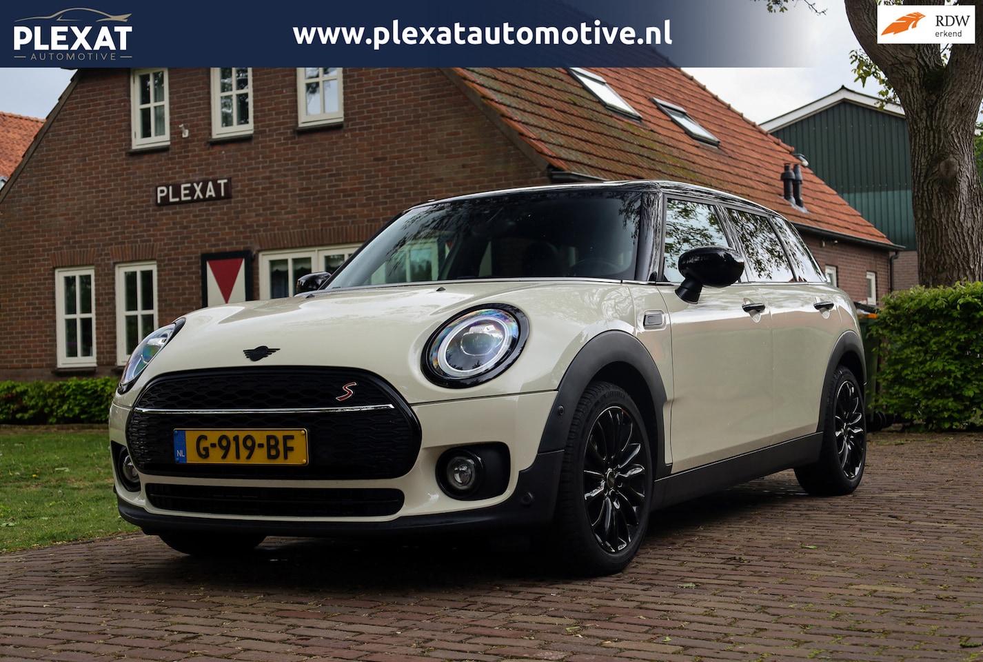 MINI Clubman - 1.5 Cooper Business Edition Aut. | Panorama | Sportstoelen | Harman-Kardon | Engelse Achte - AutoWereld.nl