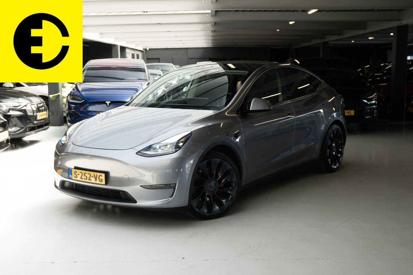 Tesla Model Y - Performance AWD 75 kWh | Quick silver | Stoelverwarming | Incl.BTW - AutoWereld.nl