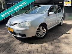 Volkswagen Golf - 1.6 FSI Optive 3 | 1E EIGENAAR | 12MND GARANTIE | AIRCO | ELEC RAMEN |