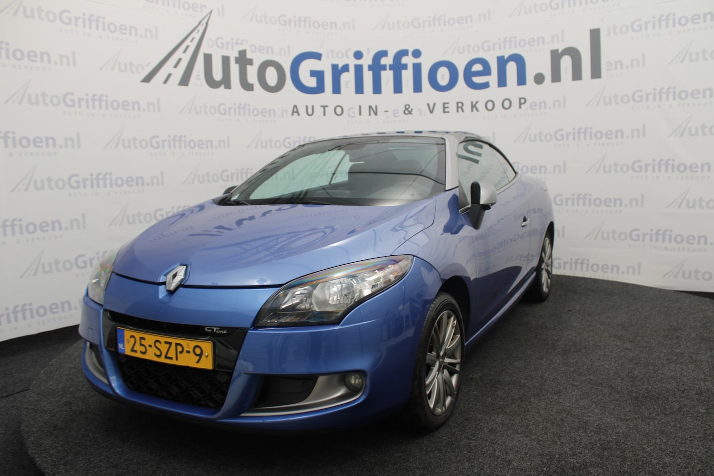 Renault Mégane coupé cabriolet - 1.4 TCE GT-Line keurige cabrio met trekhaak - AutoWereld.nl