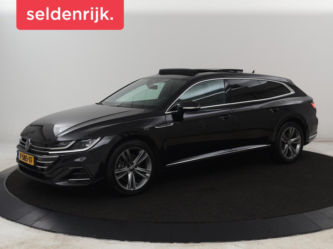 Volkswagen Arteon Shooting Brake - 1.4 TSI eHybrid R-Line | SOH 93% | Panoramadak | Stoelverwarming | LED Plus | Sfeerverlich - AutoWereld.nl