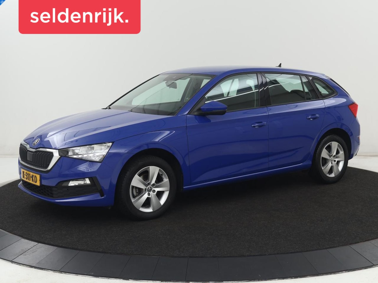 Skoda Scala - 1.0 TSI Ambition | Automaat | Trekhaak | Carplay | Airco | Cruise control | Bluetooth | Fu - AutoWereld.nl