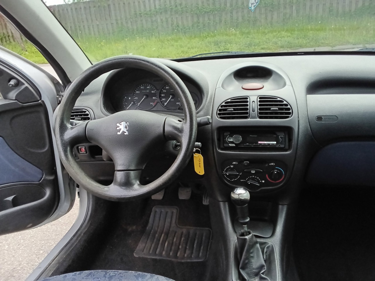 Peugeot 206 - 1.4 XR 157000km NAP!