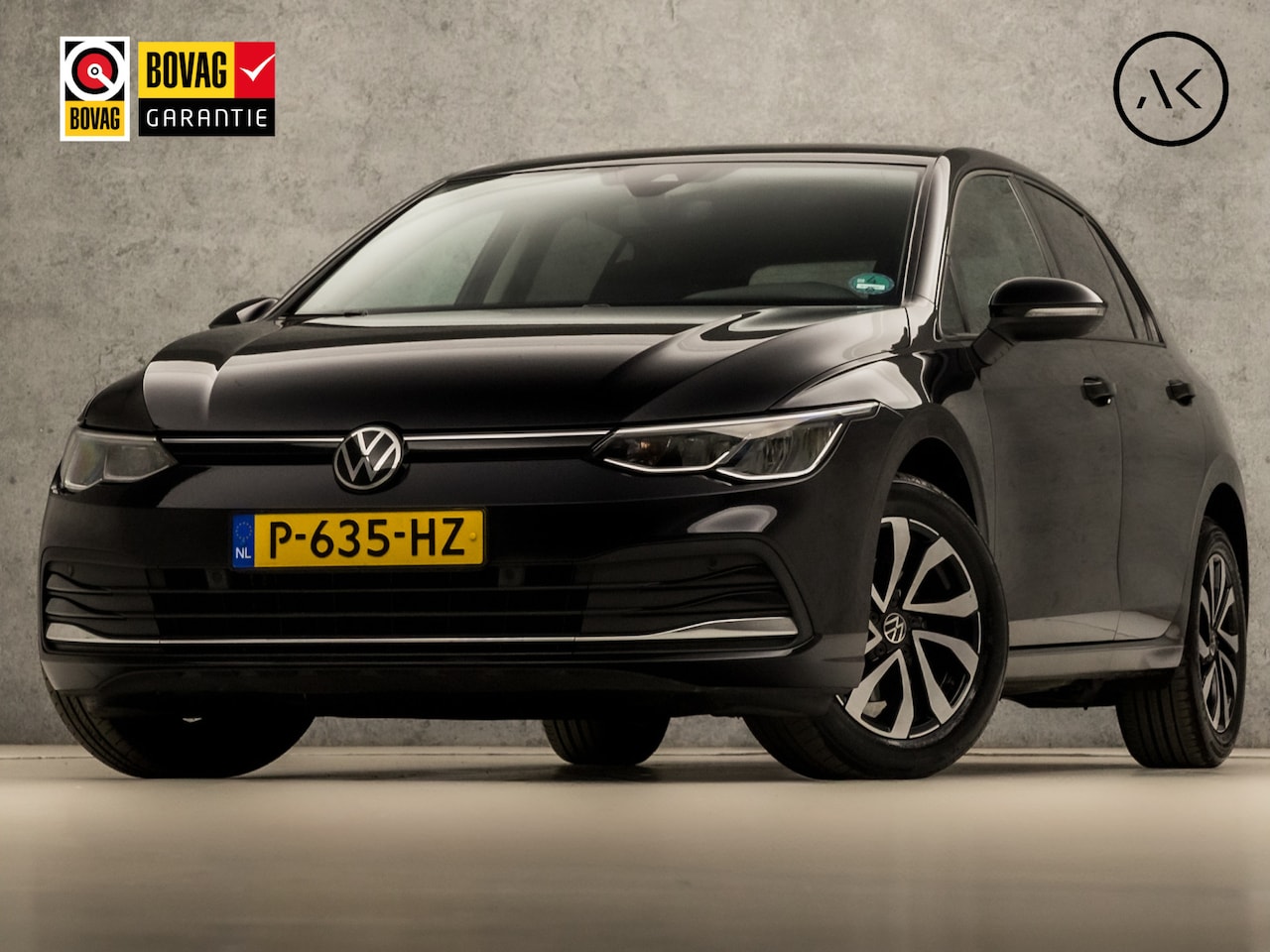 Volkswagen Golf - 1.0 TSI Sportline (APPLE CARPLAY, GROOT NAVI, SFEERVERLICHTING, KEYLESS, GETINT GLAS, SPOR - AutoWereld.nl