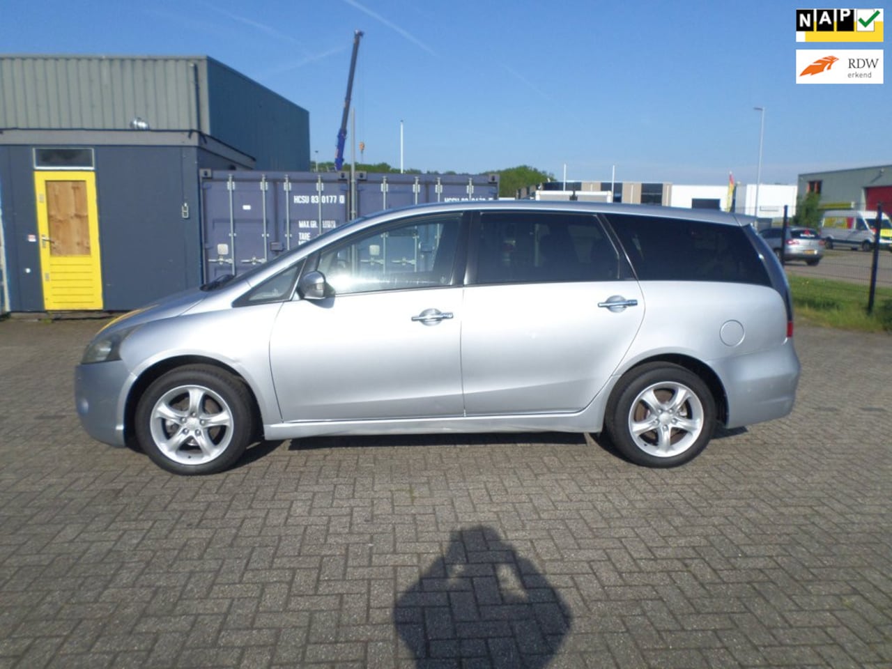 Mitsubishi Grandis - 2.4-16V Intense 2.4-16V Intense - AutoWereld.nl