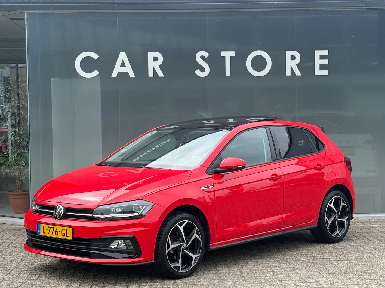 Volkswagen Polo - 1.0 TSI Highline R-Line Pano Virtual LED Virtual - AutoWereld.nl